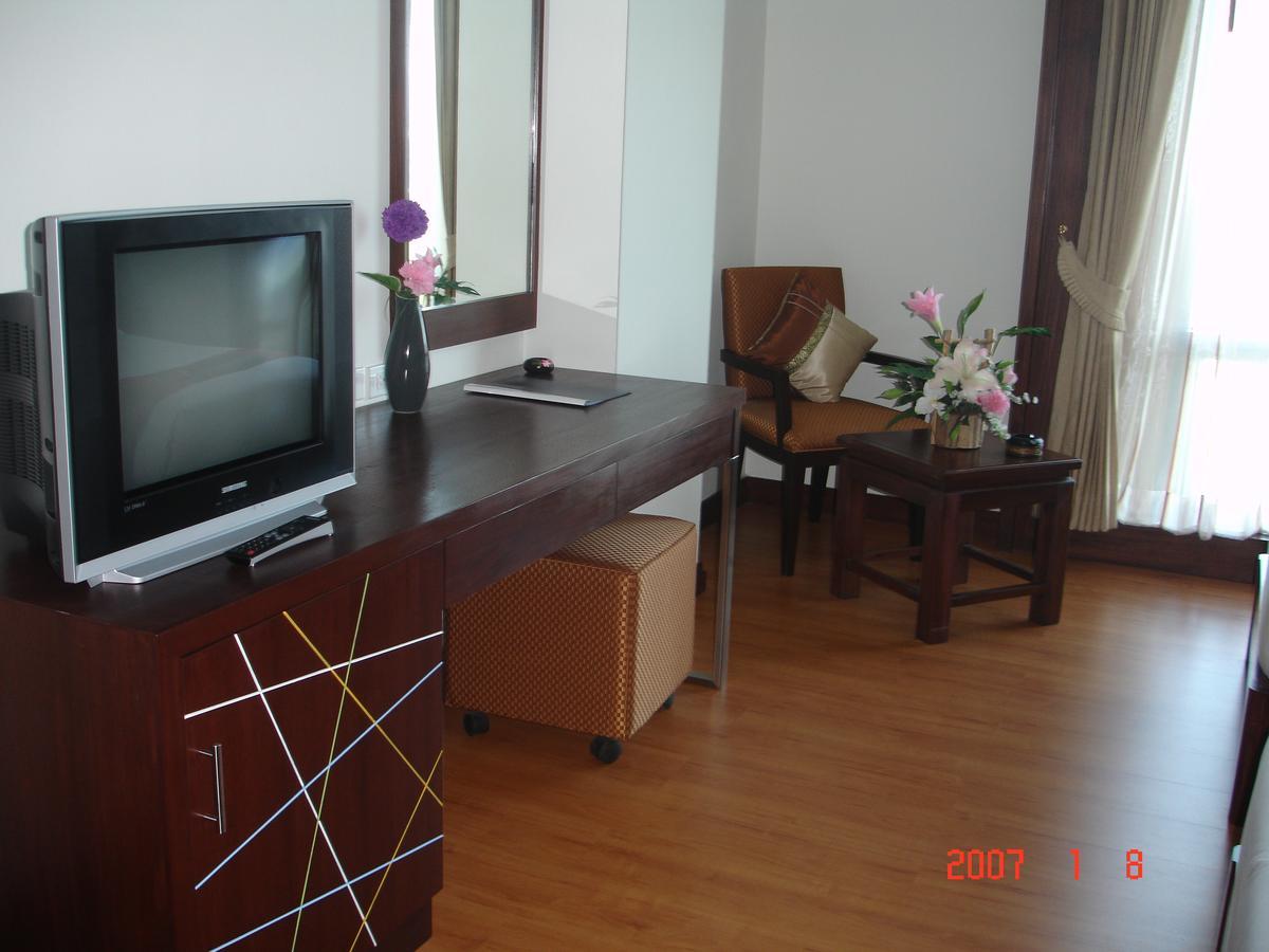 Grande Southern Hotel Thung Song Esterno foto