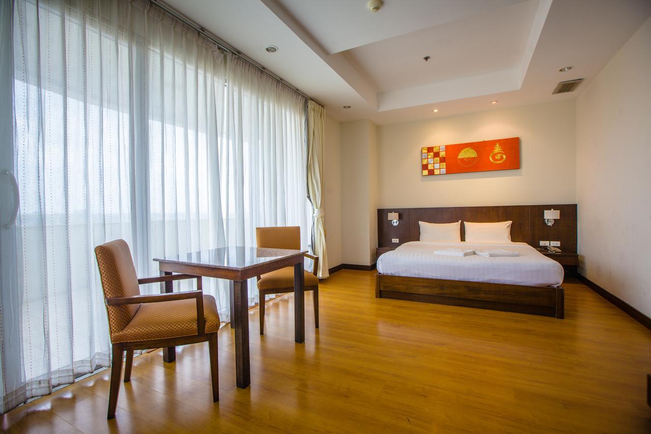 Grande Southern Hotel Thung Song Esterno foto