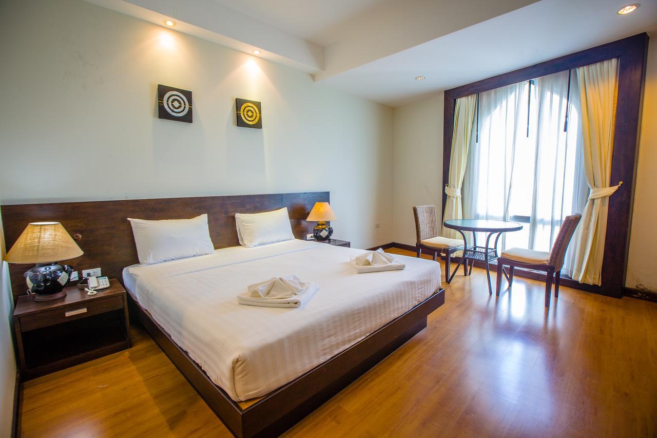 Grande Southern Hotel Thung Song Esterno foto