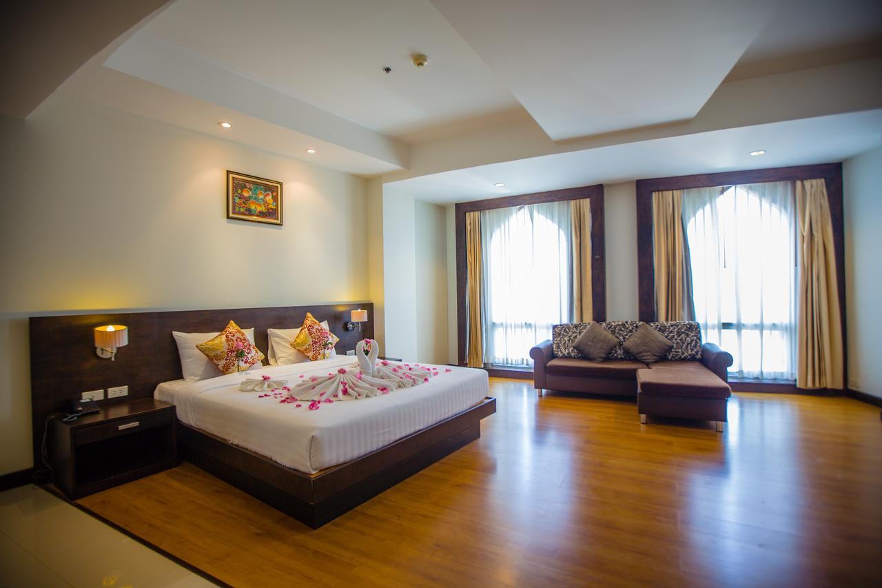 Grande Southern Hotel Thung Song Esterno foto
