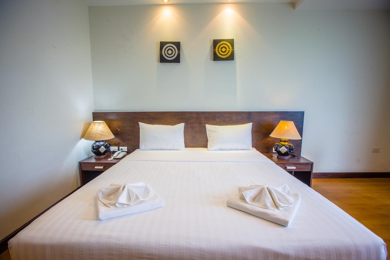 Grande Southern Hotel Thung Song Esterno foto